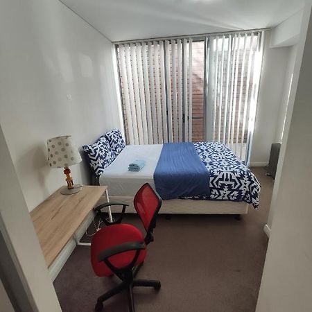 Mascot Clean Bedroom Sydney Exterior foto